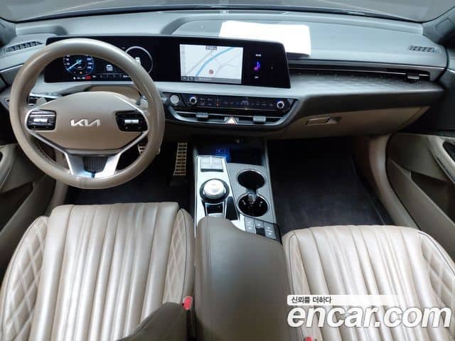Kia K8