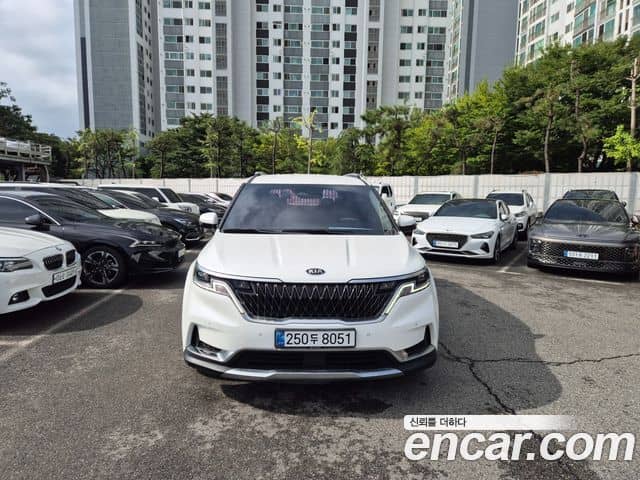 Kia Carnival IV