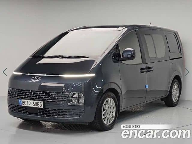 Hyundai Staria