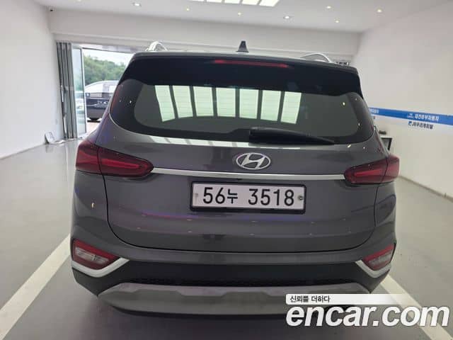 Hyundai Santa Fe IV