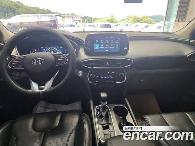 Hyundai Santa Fe IV