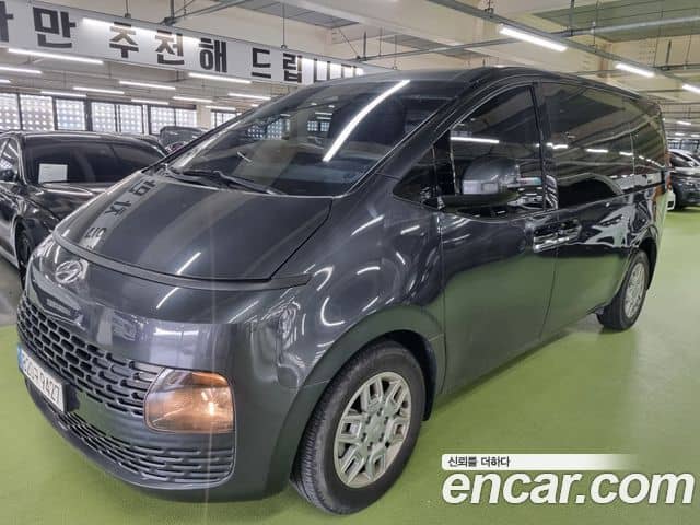Hyundai Staria