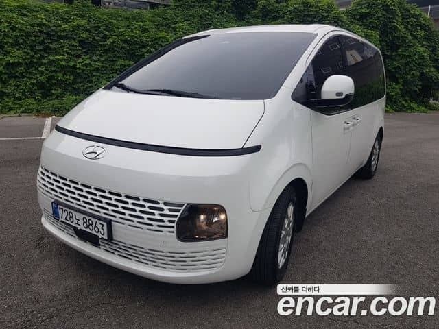 Hyundai Staria