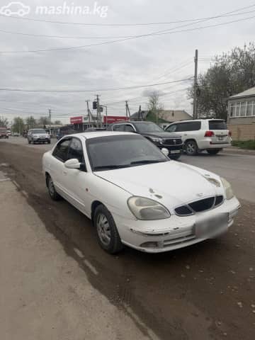 Daewoo Nubira II 1.5 MT