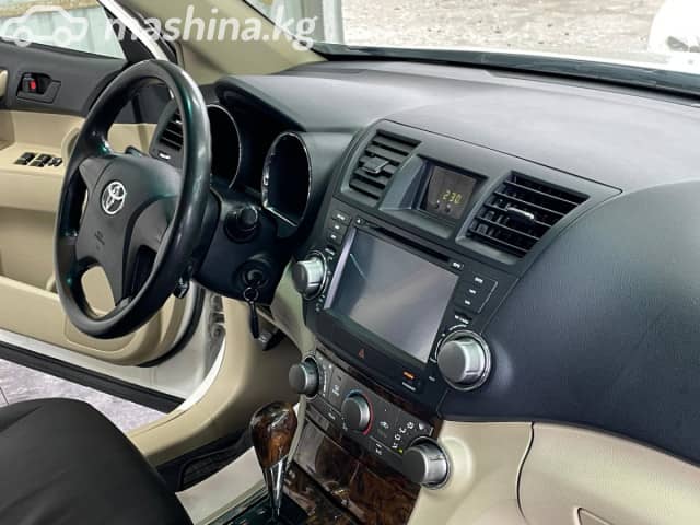 Toyota Highlander II (U40) Рестайлинг 2.7 AT