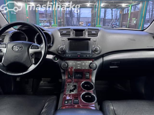 Toyota Highlander II (U40) Рестайлинг 3.5 AT 4WD