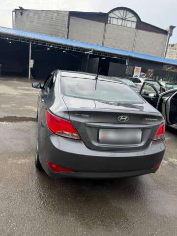 Hyundai Solaris I Рестайлинг 1.4 AT