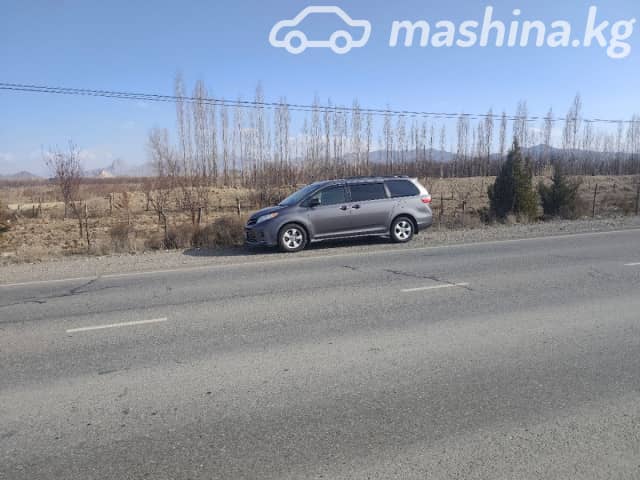 Toyota Sienna III Рестайлинг 2 3.5 AT