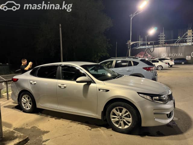 Kia K5 II 2.0 AT