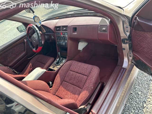 Mercedes-Benz C-Класс I (W202) 220 2.2 MT
