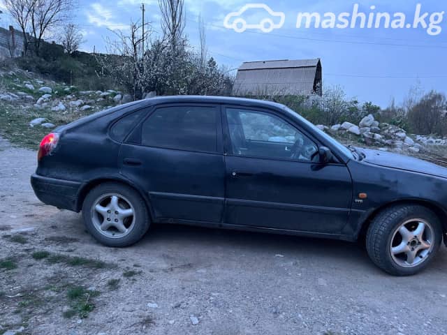 Toyota Corolla VIII (E110) Рестайлинг 1.6 AT