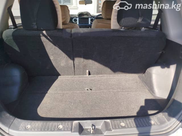 Toyota Ist I 1.3 AT