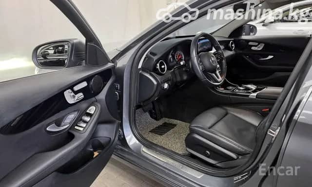Mercedes-Benz C-Класс IV (W205) Рестайлинг 200 1.5 AT