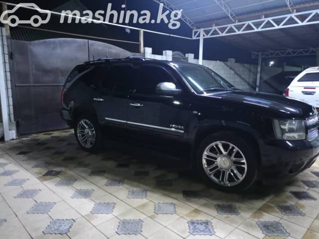 Chevrolet Tahoe III 5.3 AT 4WD