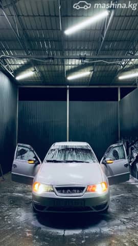Daewoo Nexia I Рестайлинг 1.5 MT