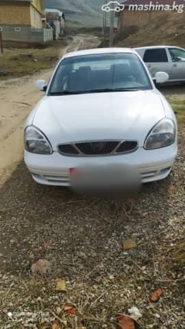 Daewoo Nubira II 1.5 MT