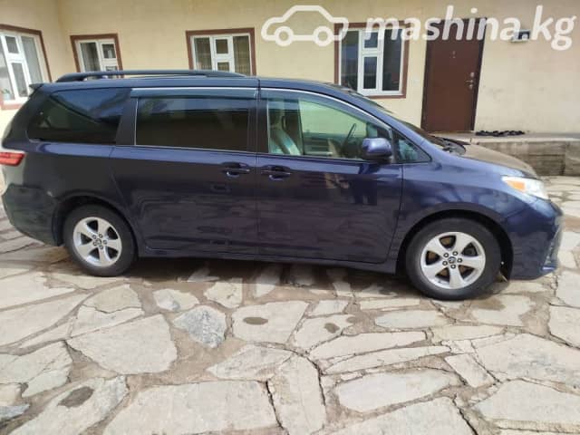 Toyota Sienna III Рестайлинг 2 3.5 AT
