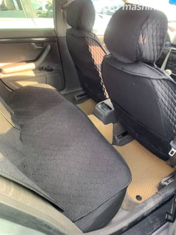 Audi A4 II (B6) 2.0 CVT