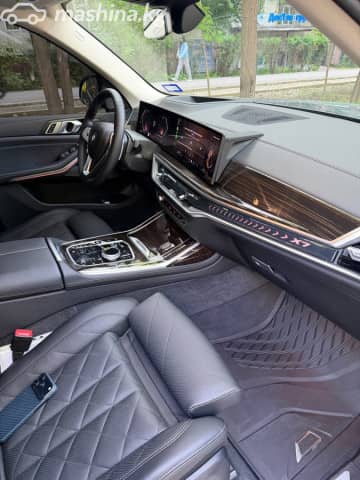 BMW X7 I (G07) Рестайлинг 40i 3.0 AT 4WD