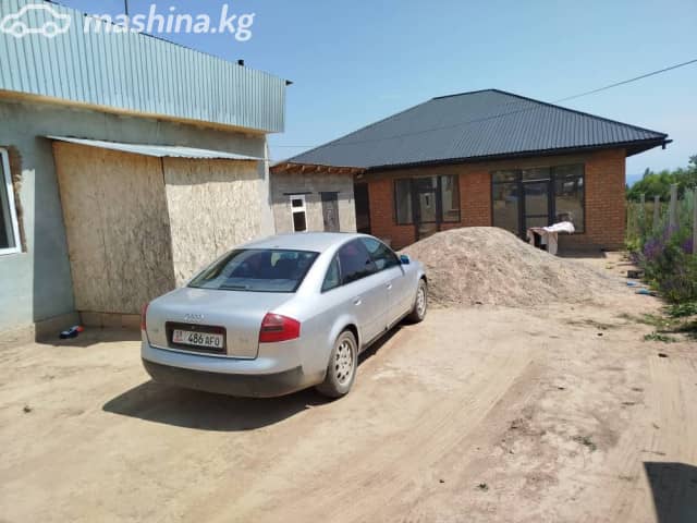 Audi A6 II (C5) 2.4 MT