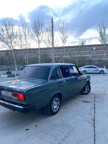 ВАЗ (Lada) 2107 21074-30 1.6 MT