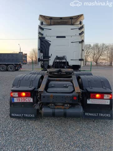 Renault T-Series