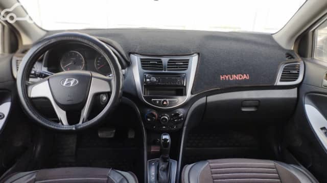 Hyundai Solaris I Рестайлинг 1.6 AT