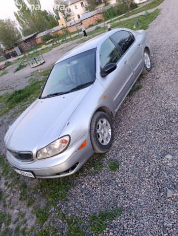 Nissan Cefiro III (A33) 2.0 AT