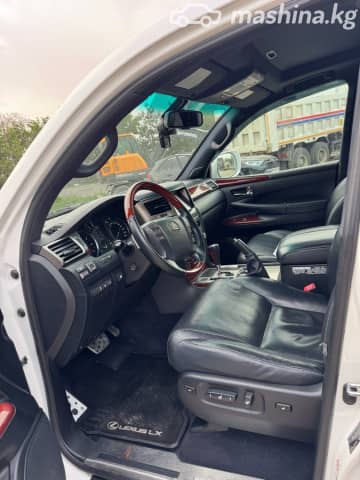 Lexus LX III Рестайлинг 570 5.7 AT 4WD