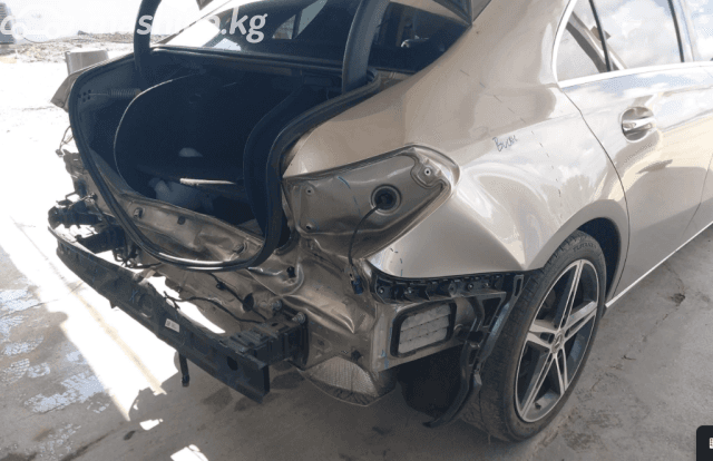 Mercedes-Benz A-Класс IV (W177) 220 2.0 AMT 4WD