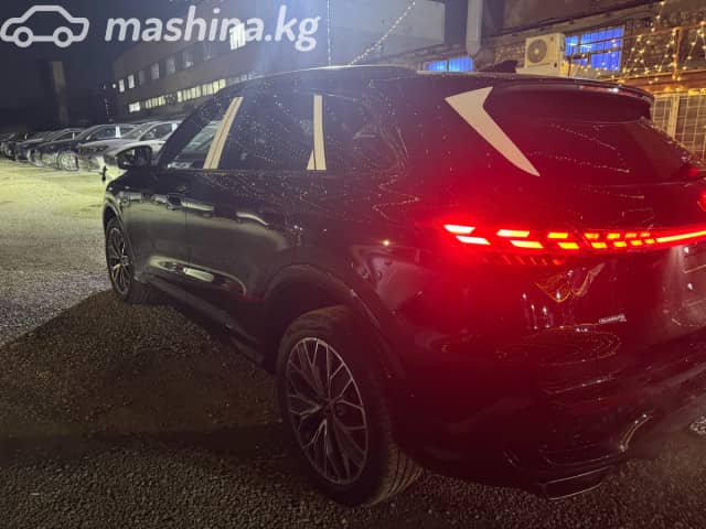 Audi Q5 II (FY) Рестайлинг L 40 TFSI 2.0 AMT 4WD