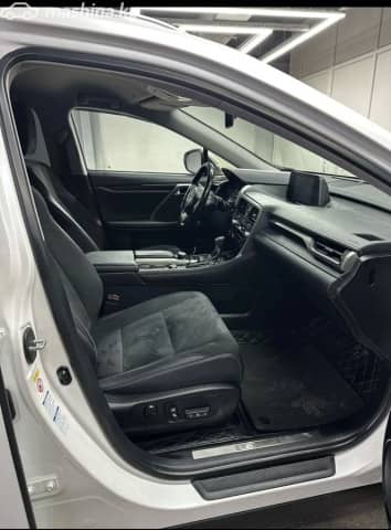 Lexus RX IV 200t 2.0 AT 4WD