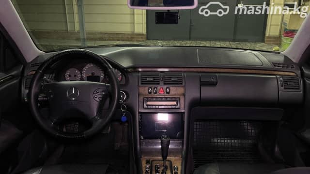Mercedes-Benz E-Класс II (W210, S210) Рестайлинг 320 3.2d AT