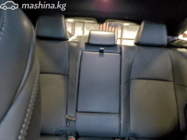 Toyota Venza II 2.5hyb CVT 4WD