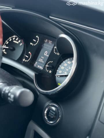 Toyota Sequoia II Рестайлинг 5.7 AT 4WD