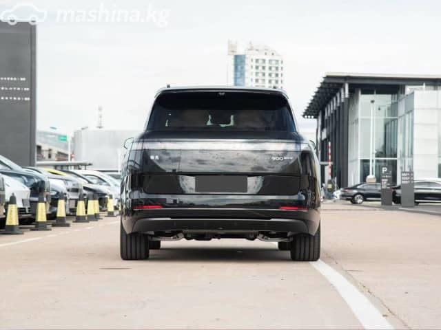 Lynk & Co 900 2.0hyb AT 4WD