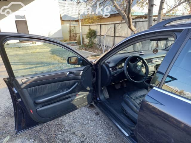 Audi A6 II (C5) 2.8 AT 4WD