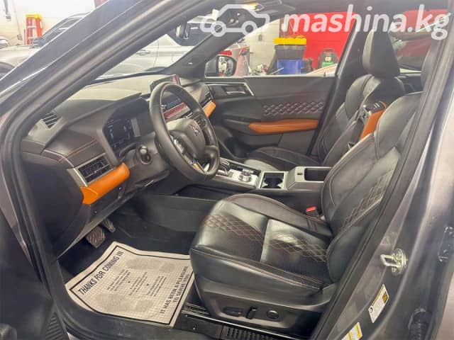 Mitsubishi Outlander IV 2.5 CVT 4WD