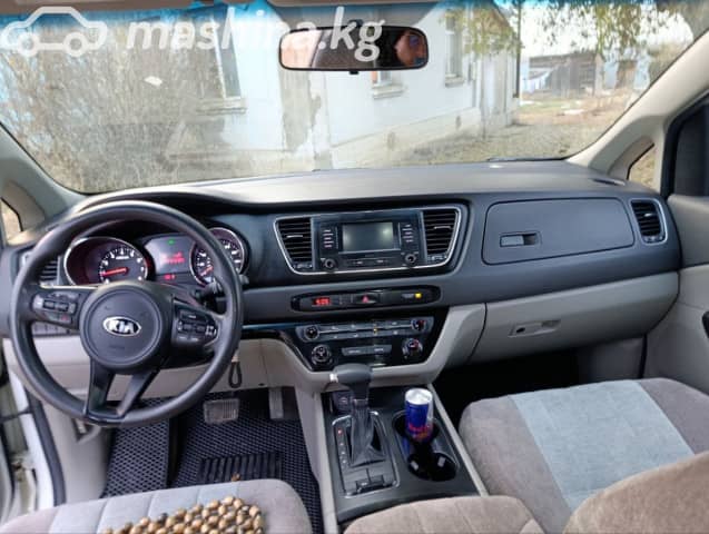 Kia Carnival III 3.3 AT