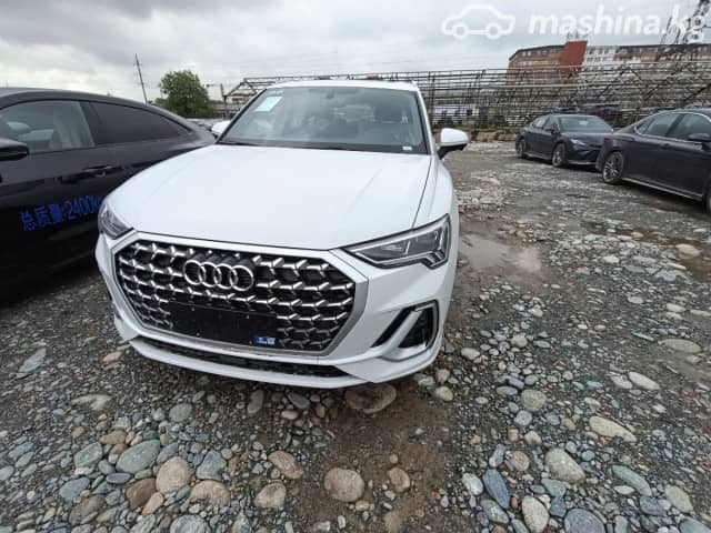 Audi Q3 II (F3) 40 TFSI 2.0 AT 4WD