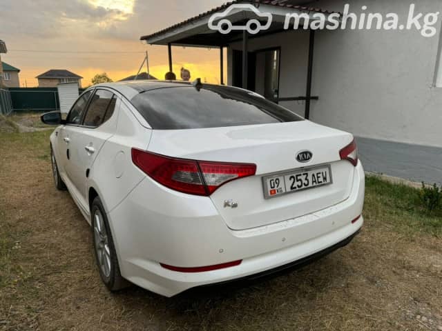 Kia K5 I 2.0 AT