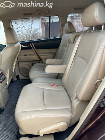 Toyota Highlander II (U40) Рестайлинг 3.5 AT 4WD
