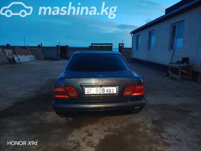 Mercedes-Benz E-Класс II (W210, S210) 200 2.0 MT