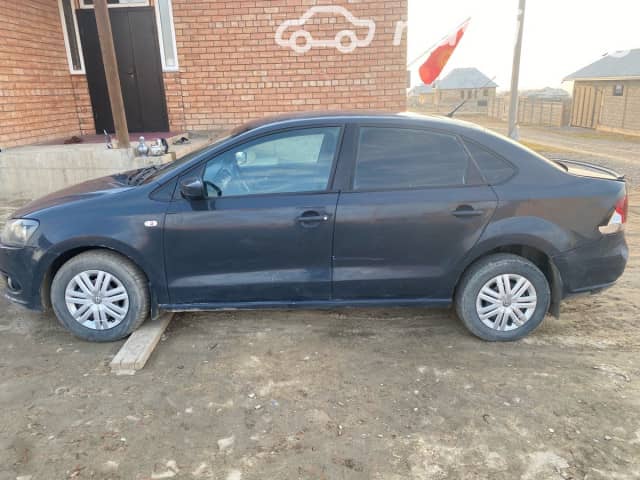 Volkswagen Polo V 1.6 MT