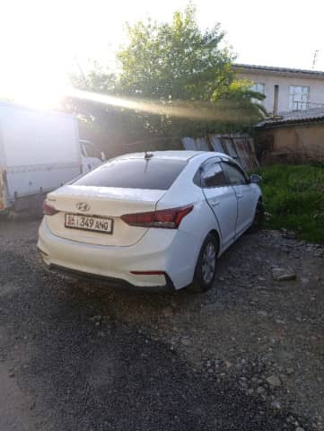 Hyundai Solaris II 1.6 AT