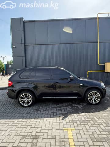 BMW X5 II (E70) 48i 4.8 AT 4WD