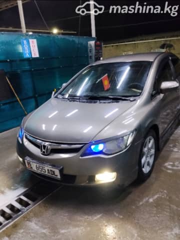 Honda Civic VIII 1.8 AT