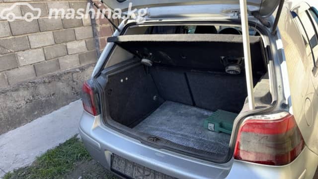 Volkswagen Golf IV 1.6 MT