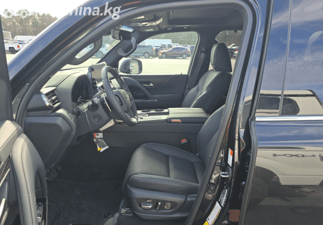 Lexus LX IV 700h 3.5hyb AT 4WD