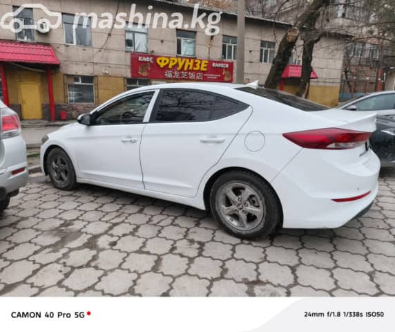 Hyundai Avante VI 1.6 AT